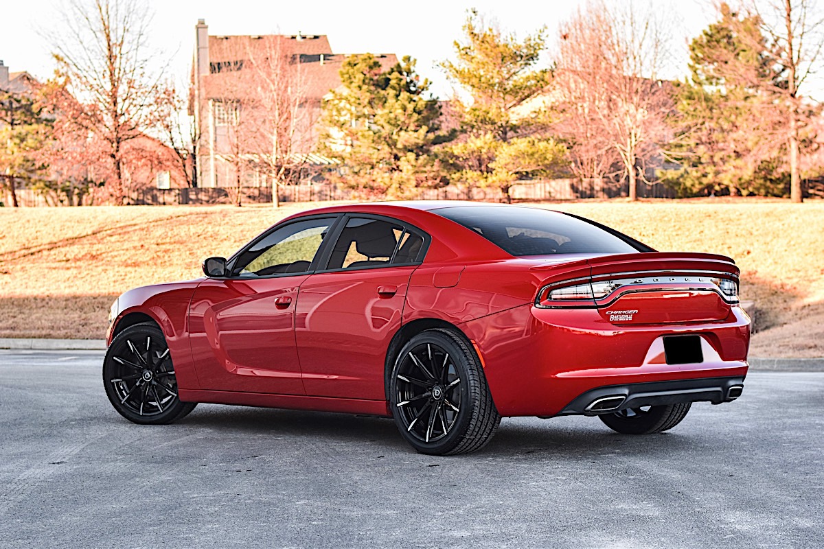 Dodge Charger with Lexani Wheels CSS-15